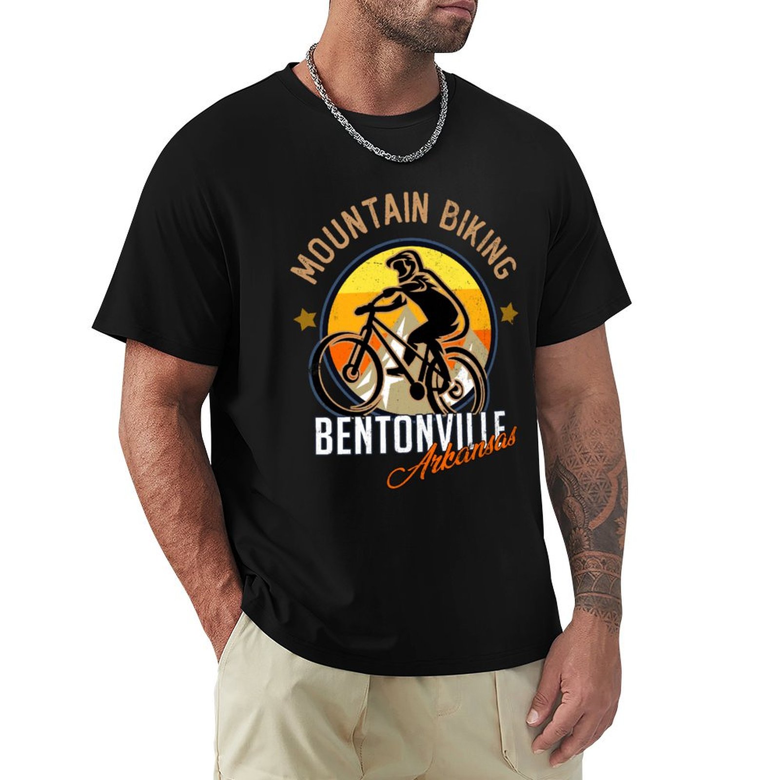 Mountain Biking Bentonville - เสื้อยืดปั่นจักรยานภูเขาเบนตันวิลล์ อาร์คันซอส ทรงหลวม สบายๆ แขนสั้น